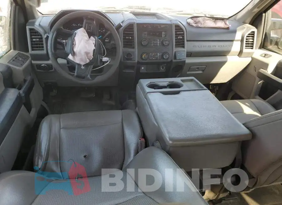 1FT7W2A61JEB41918 Photo# 8