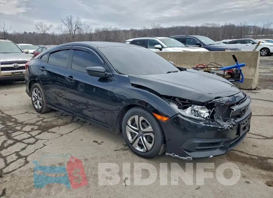 19XFC2F52HE208934 Photo# 4