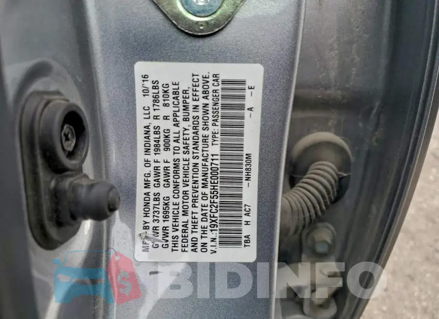 19XFC2F55HE000711 Photo# 12