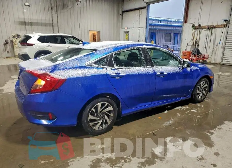 19XFC2F75HE216754 Photo# 3