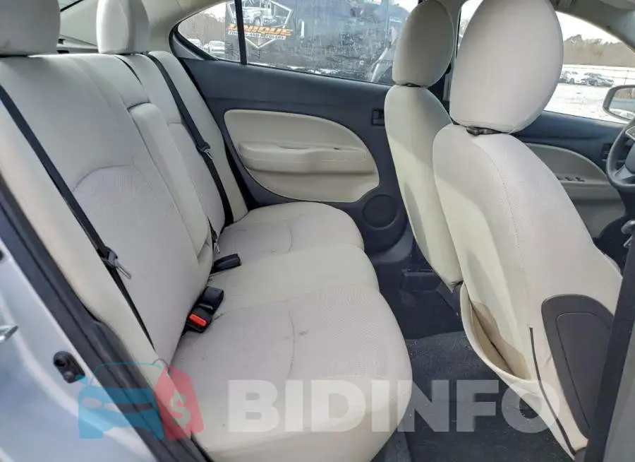 ML32F3FJ0JHF14819 Photo# 10