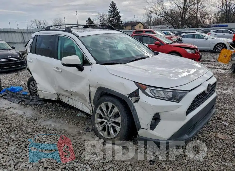 2T3A1RFV8LC115486 Photo# 4
