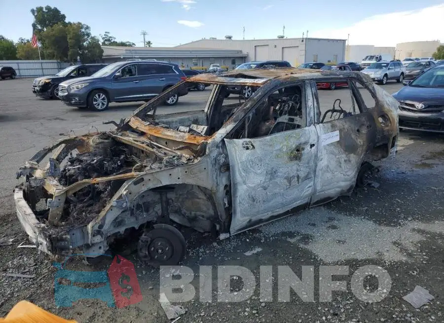 2T3A1RFV8SC509391 Photo# 1
