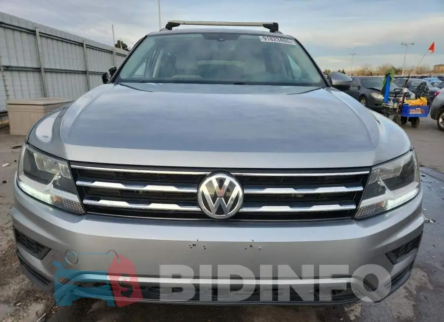 3VV2B7AX8KM157638 Photo# 5