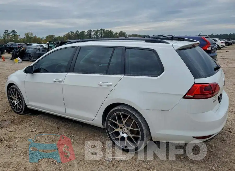3VW017AU0HM511351 Photo# 2