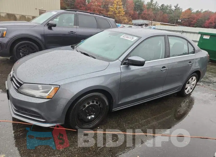 3VW167AJ2HM323958 Photo# 1