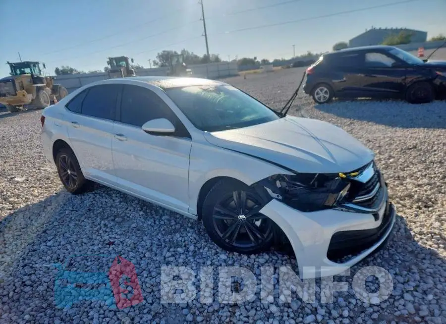 3VW7M7BU1RM031759 Photo# 4