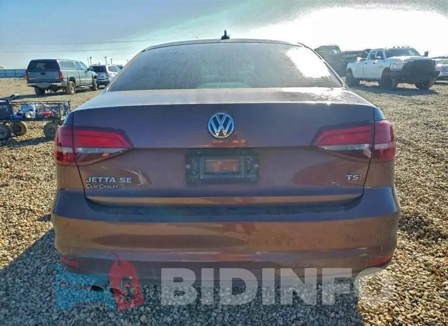 3VWDB7AJ1HM338797 Photo# 6