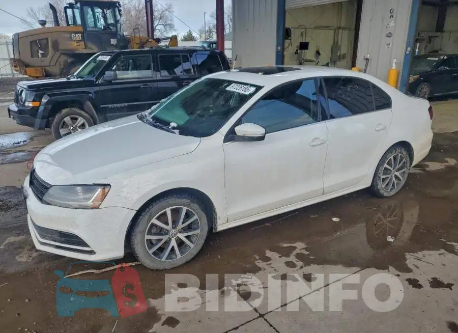 3VWDB7AJ3HM233243 Photo# 1
