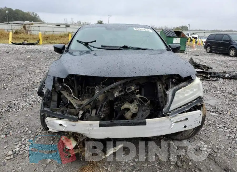 19UDE2F39JA005680 Photo# 5