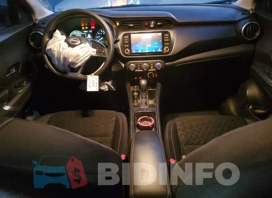 3N1CP5CV3RL569862 Photo# 8