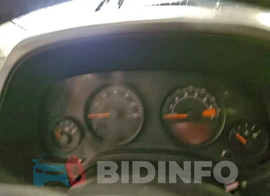 1C4NJRFB6GD612643 Photo# 9