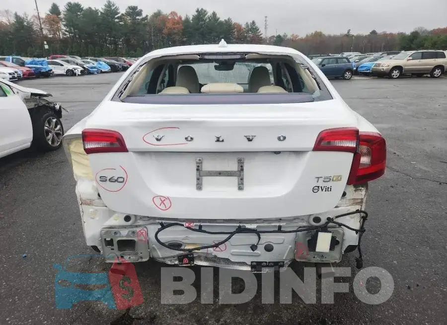 LYV402TK3HB149740 Photo# 6