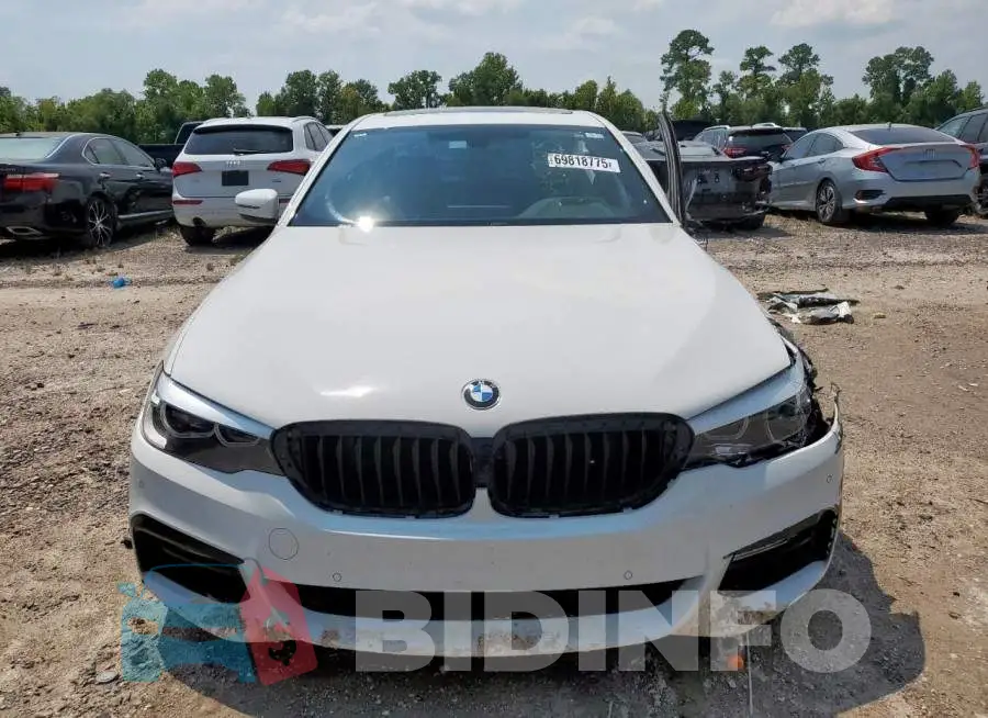 WBAJE5C50JG917617 Photo# 5