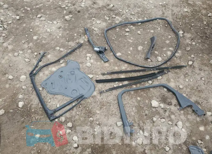 3GNKBKRS1LS721726 Photo# 13