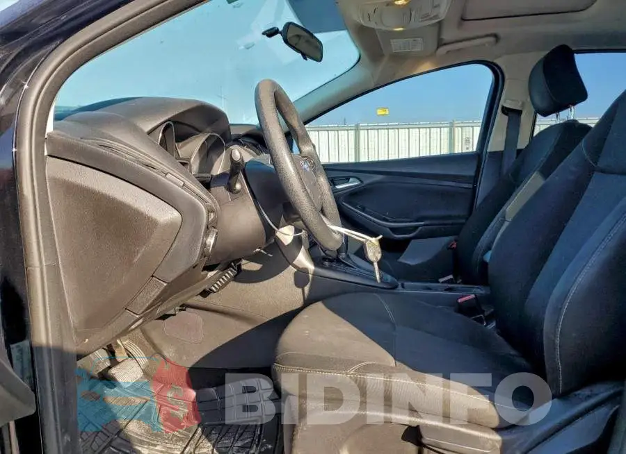1FADP3M22HL249474 Photo# 7