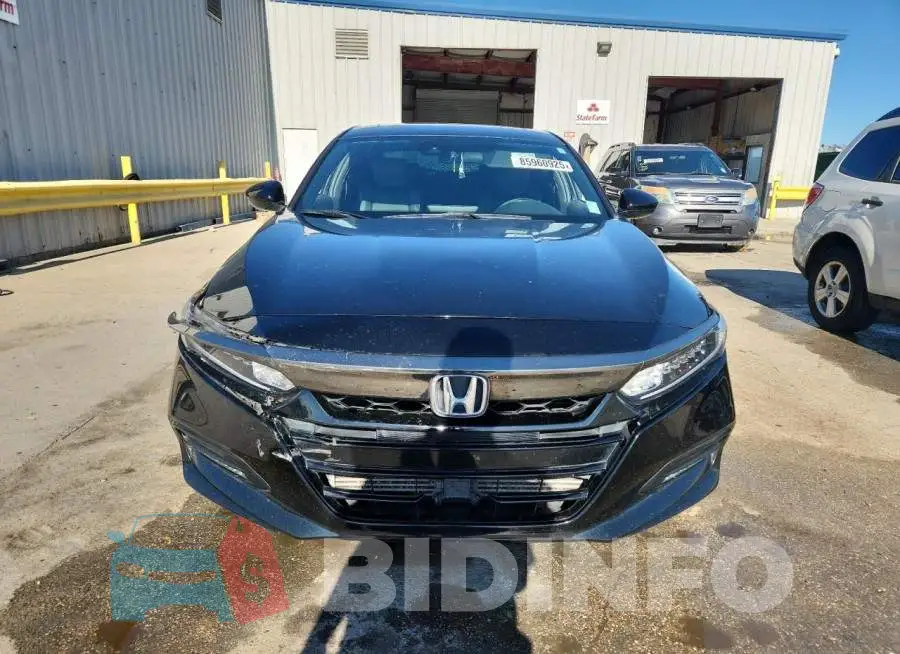 1HGCV2F31LA015487 Photo# 5