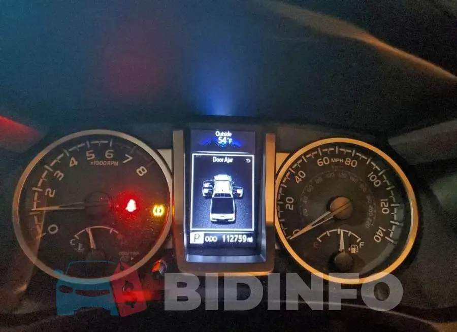 3TMCZ5AN8LM341786 Photo# 9