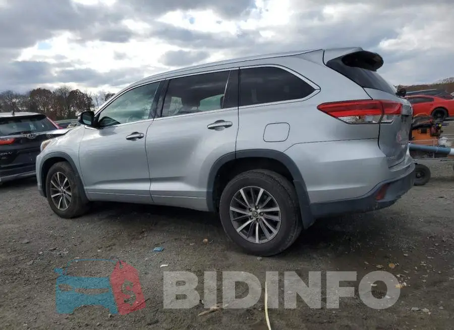 5TDJZRFHXHS367864 Photo# 2