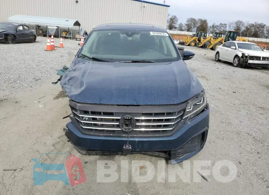 1VWMA7A32LC004213 Photo# 5