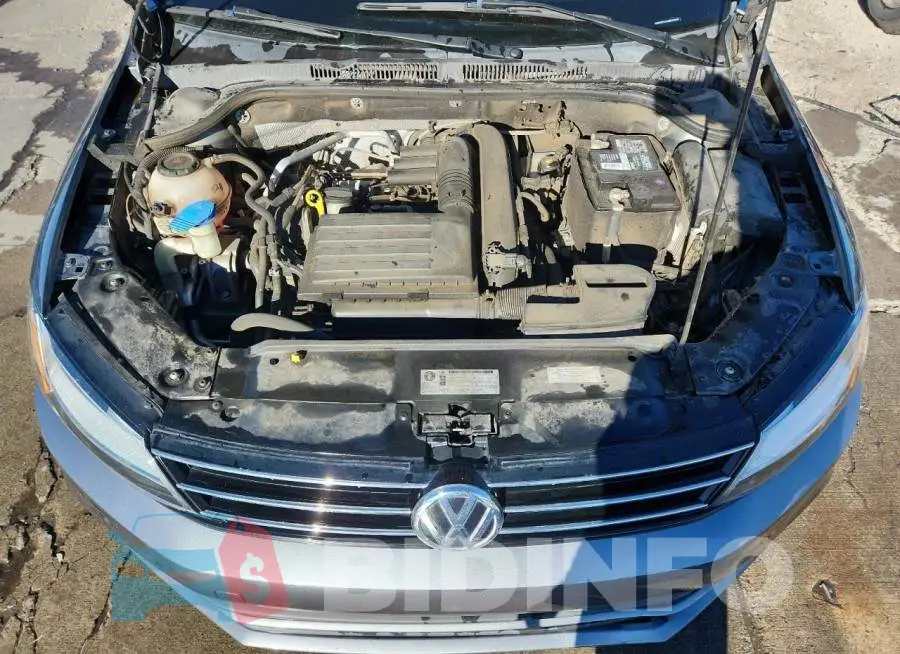 3VW2B7AJ3JM260925 Photo# 11