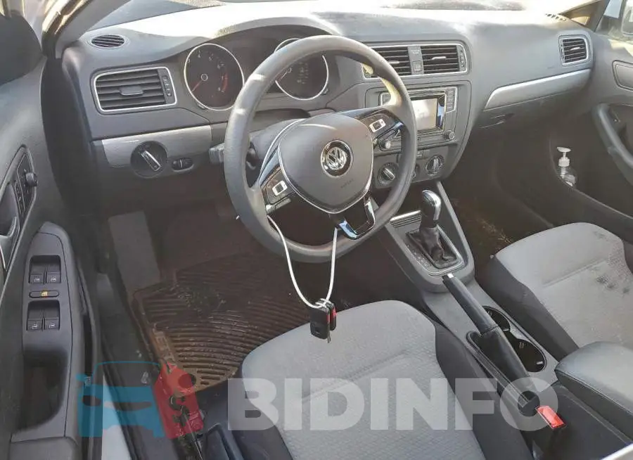 3VW2B7AJ9HM349019 Photo# 8