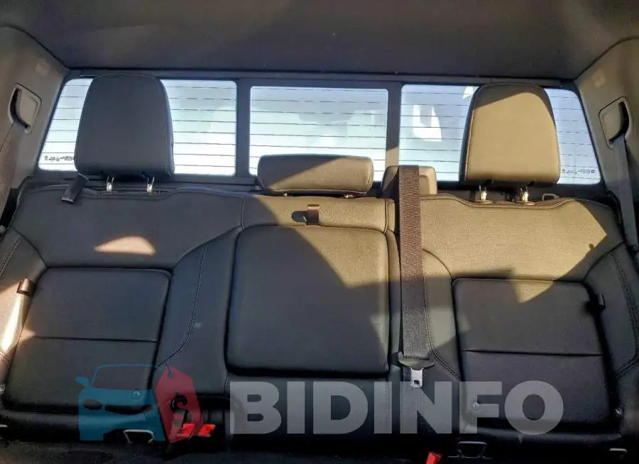 3GTU9DED4KG223232 Photo# 10