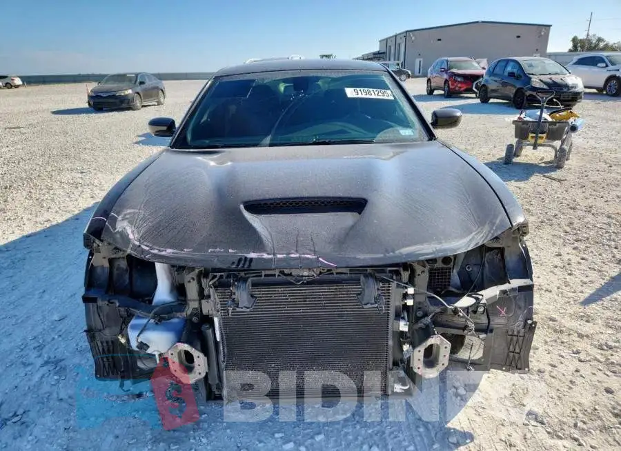 2C3CDXHG8KH547337 Photo# 5