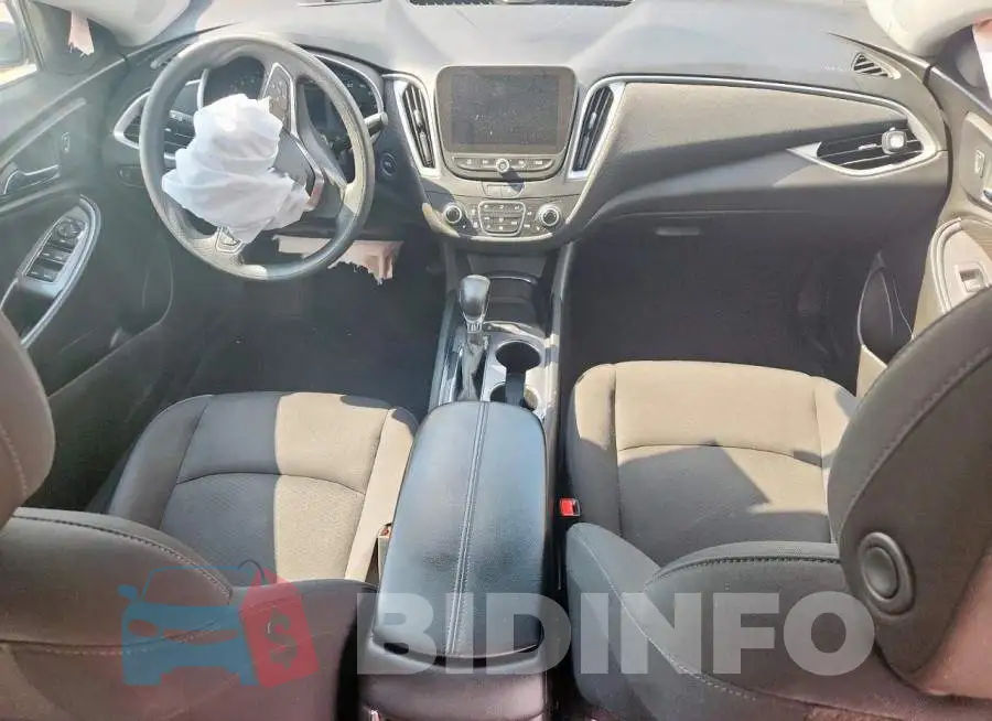 1G1ZD5ST2RF117050 Photo# 8