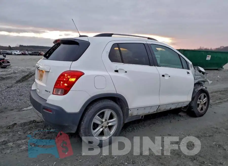 3GNCJLSB3GL257314 Photo# 3