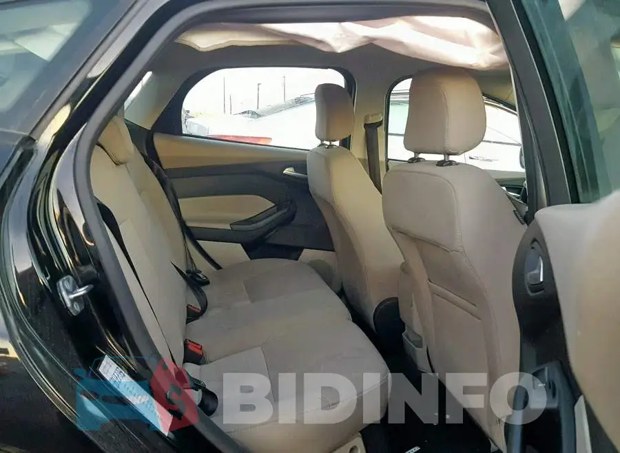 1FADP3K20JL213047 Photo# 6