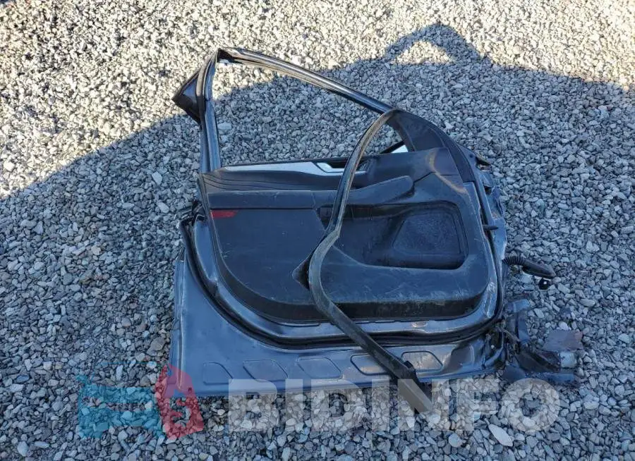 1FMCU9H69MUA30266 Photo# 13
