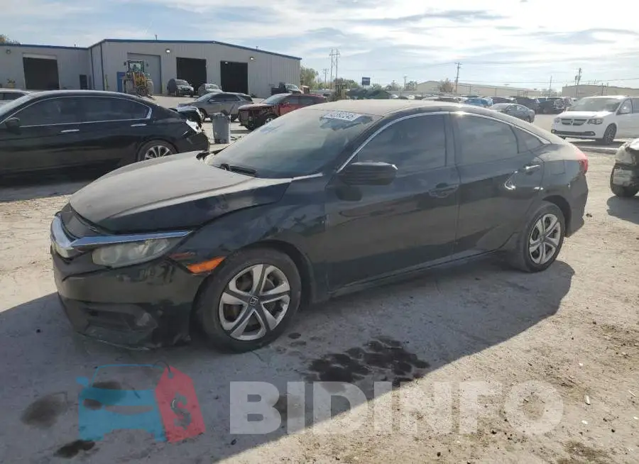 19XFC2E54JE000187 Photo# 1