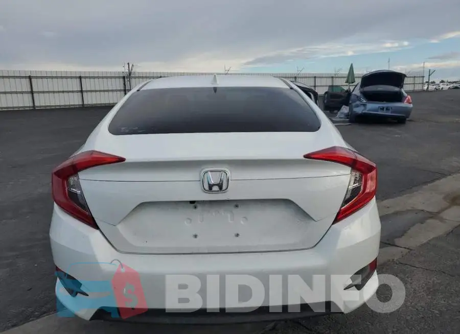 19XFC2F70HE216628 Photo# 6