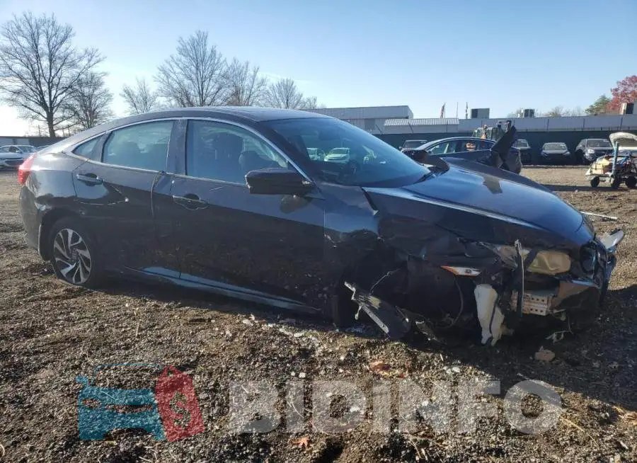 19XFC2F73GE066304 Photo# 4