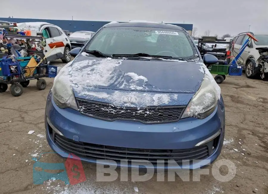 KNADM4A31G6558952 Photo# 5