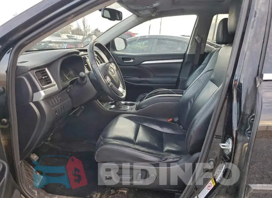 5TDJKRFH7GS281155 Photo# 7