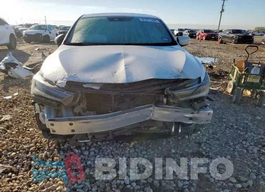 19UDE2F88NA000035 Photo# 5