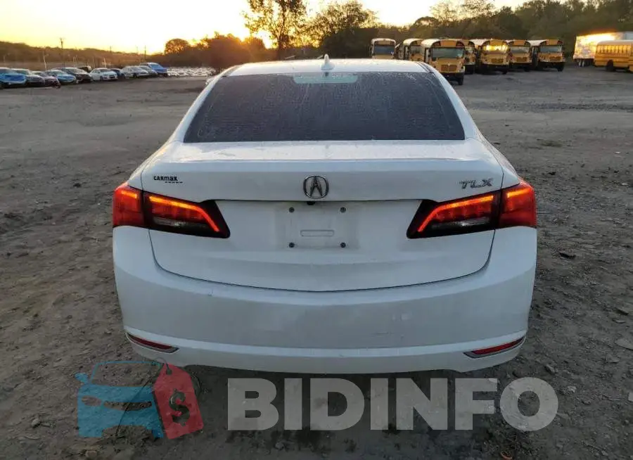 19UUB1F37GA009142 Photo# 6