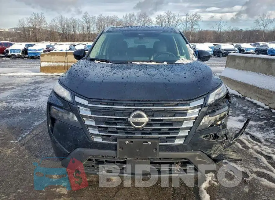 JN8BT3BBXRW177413 Photo# 5
