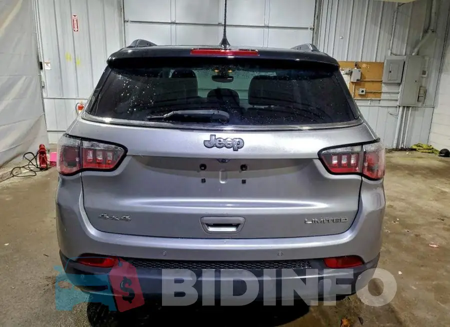 3C4NJDCB9HT636096 Photo# 6