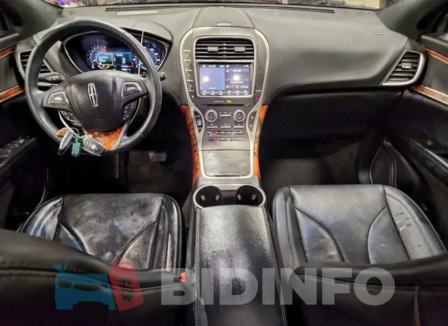 2LMPJ8LR4JBL38652 Photo# 8