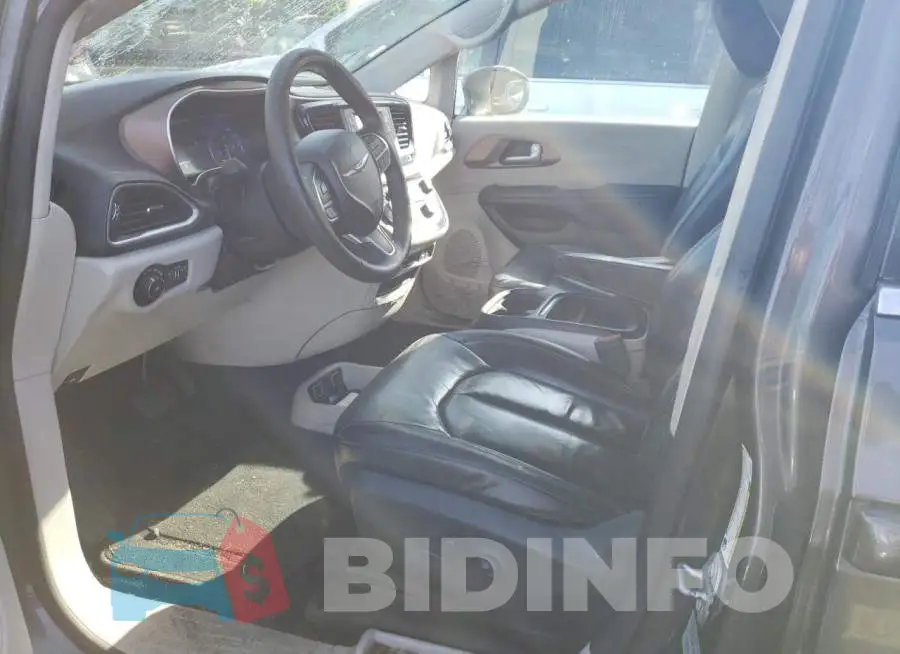 2C4RC1BG2HR613205 Photo# 7