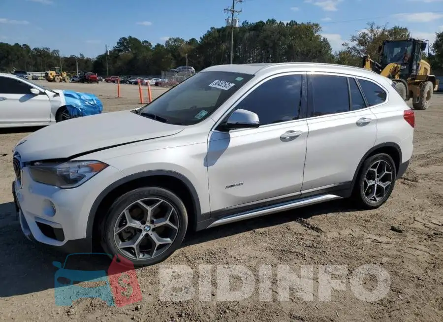 WBXHT3C3XJ5K31688 Photo# 1