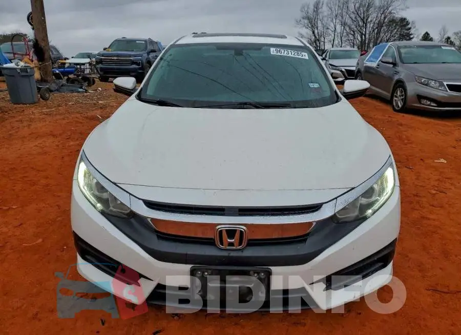 19XFC2F79HE046530 Photo# 5