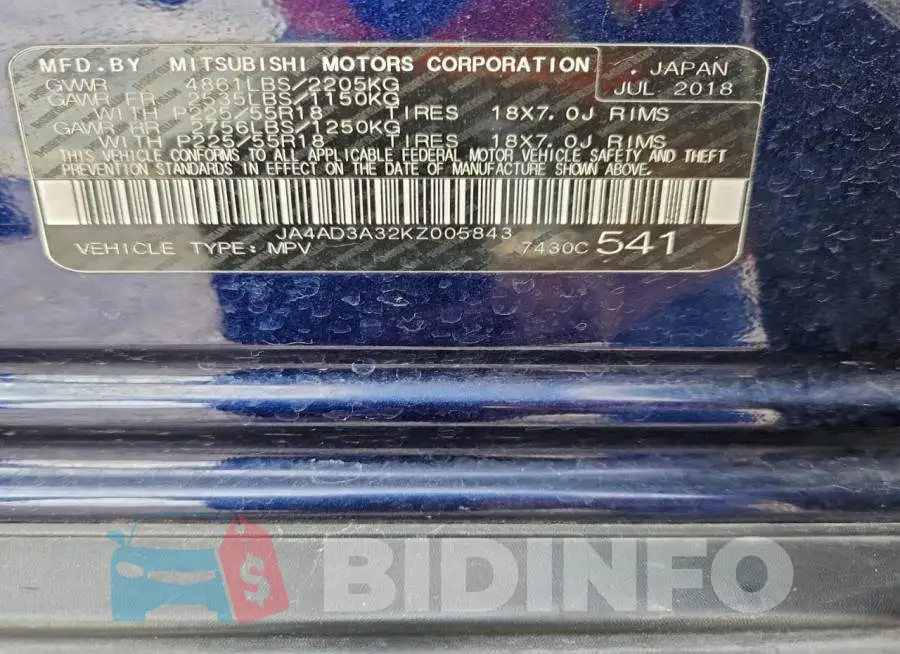 JA4AD3A32KZ005843 Photo# 14