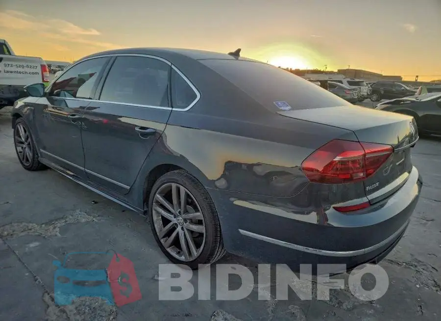 1VWDT7A32HC073050 Photo# 2