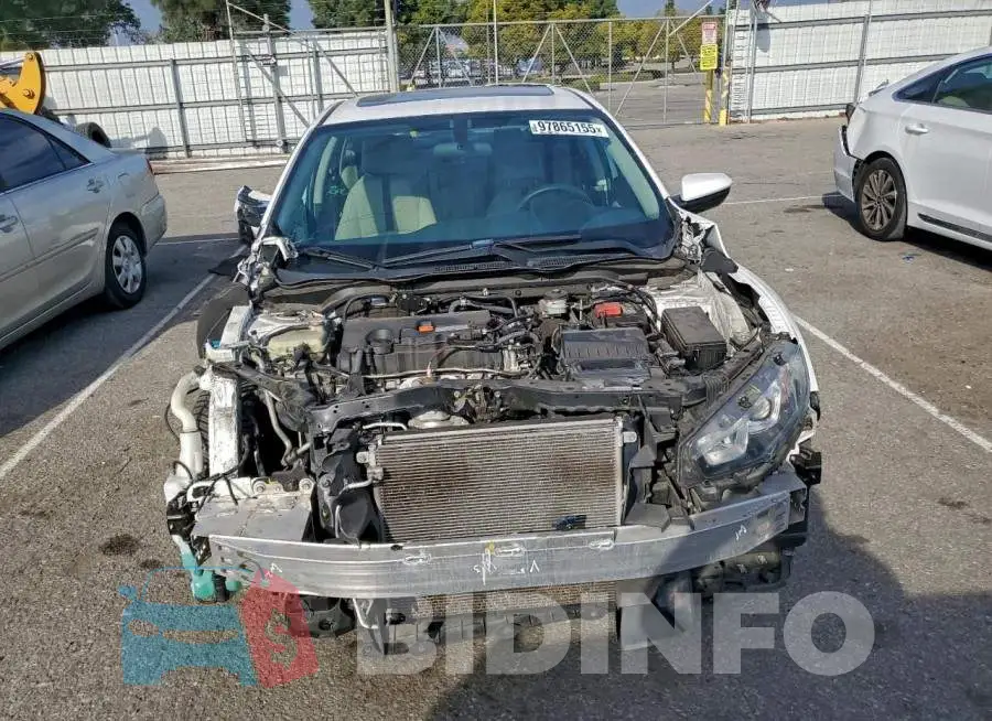 19XFC2F78GE201132 Photo# 5