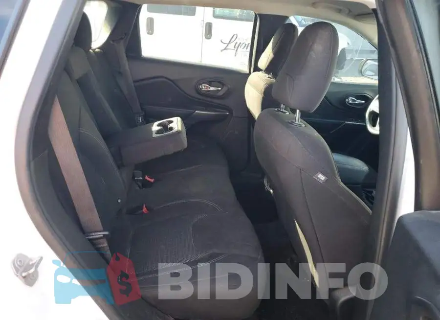 1C4PJLCX4KD129795 Photo# 10