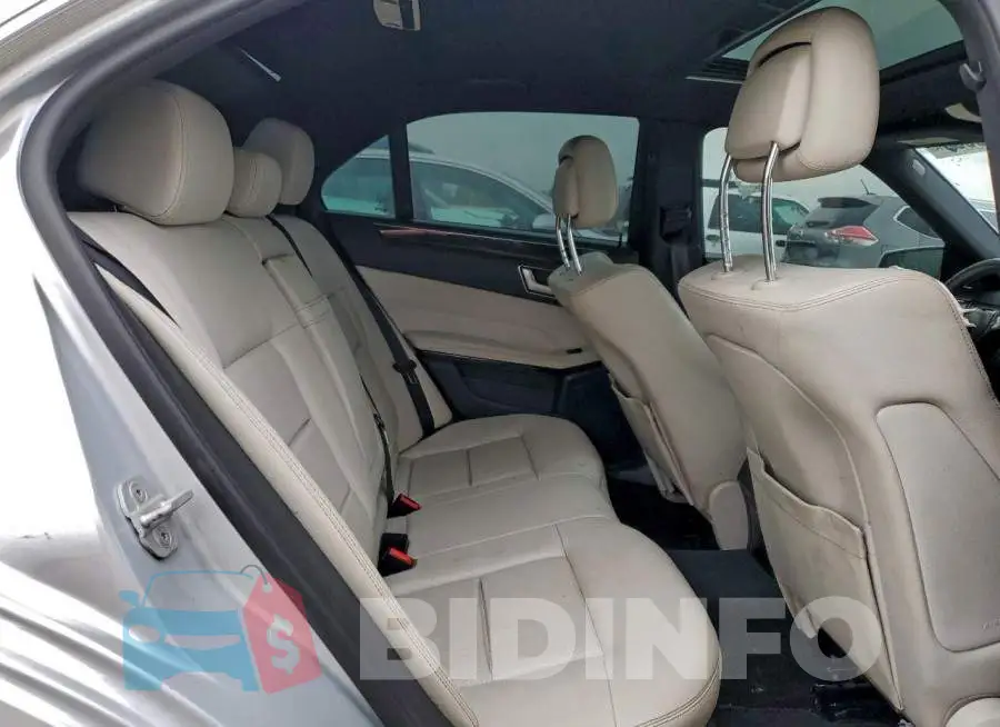 WDDHF5KB1GB221446 Photo# 10